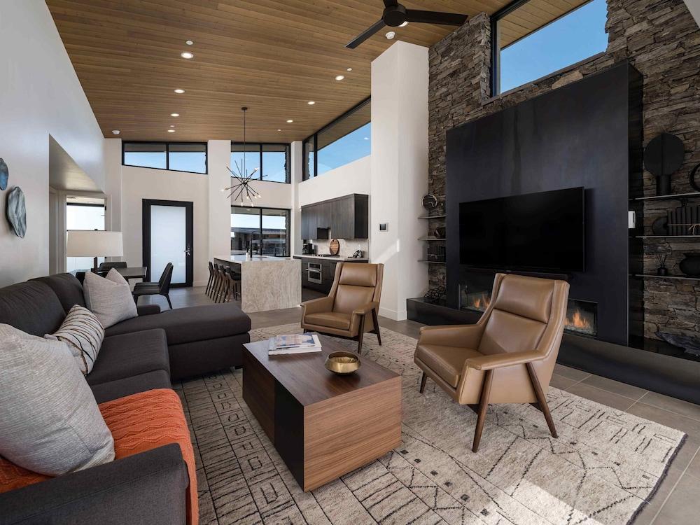 Mountain House Lodge at Sereno Canyon photo 12