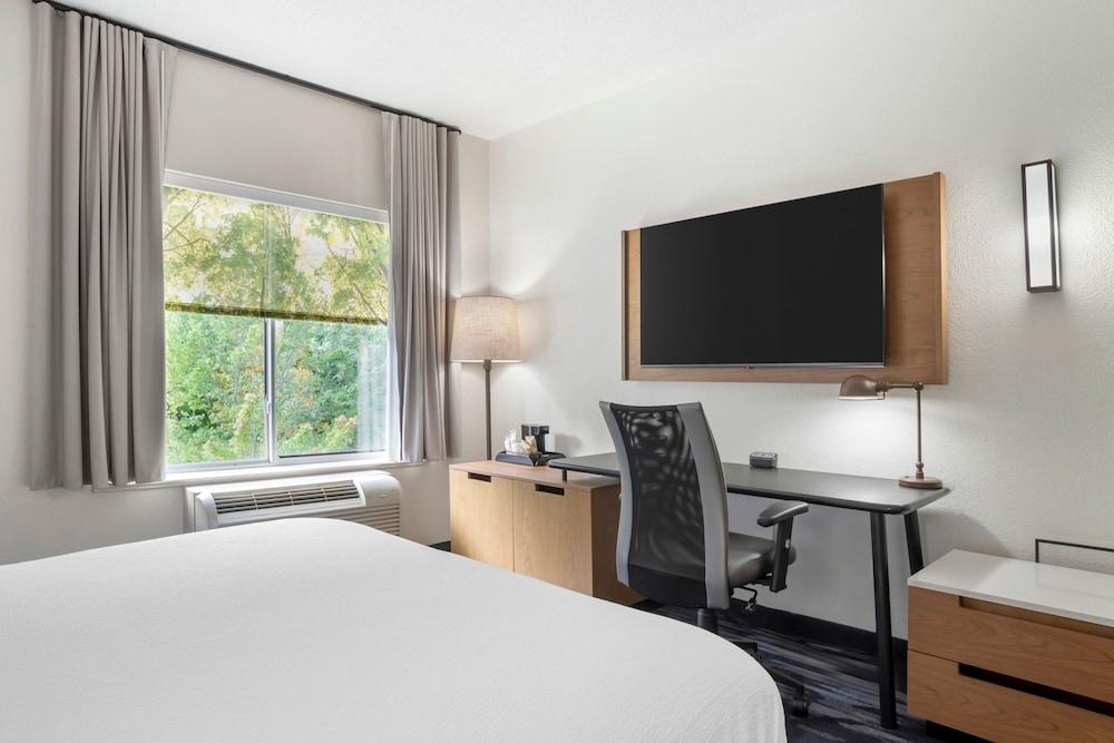 Fairfield Inn by Marriott Boone photo 29