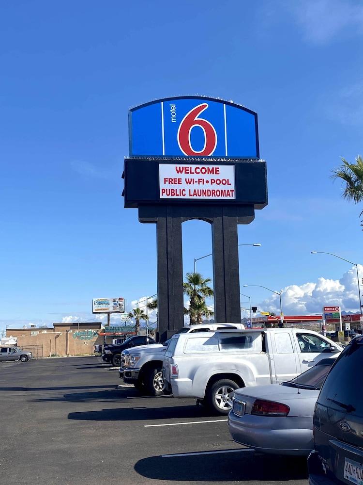 Motel 6 Bullhead City, AZ photo 20