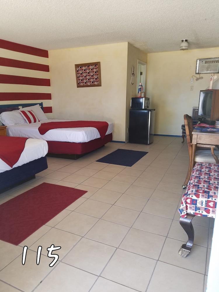 Stagecoach 66 Motel photo 6