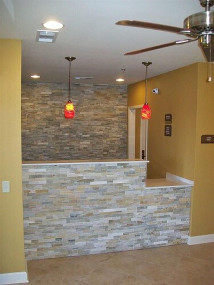 Americas Best Value Inn Tupelo photo 5