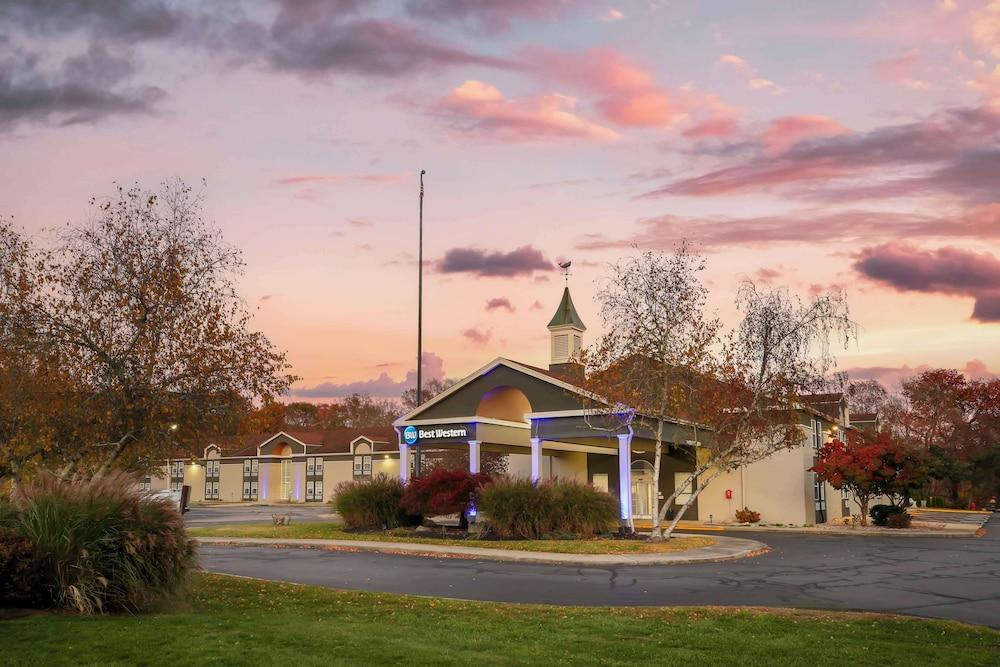 Best Western Mystic Hotel photo 27