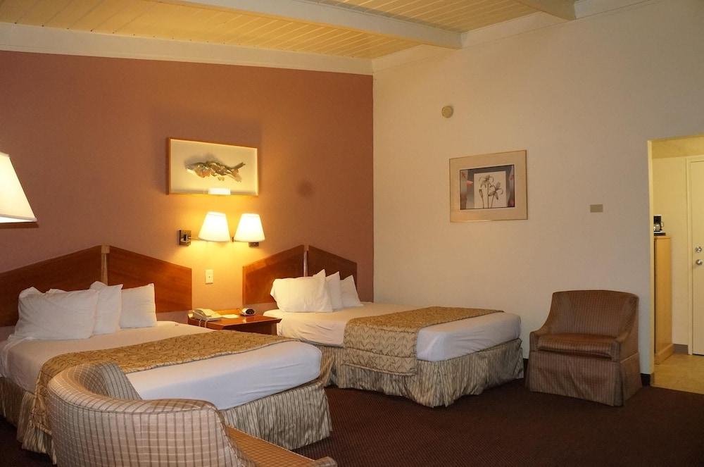 Americas Best Value Inn & Suites Oroville photo 6