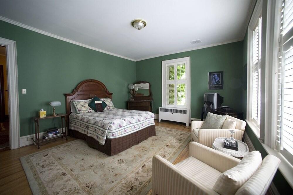 The Peter Herdic Inn photo 16