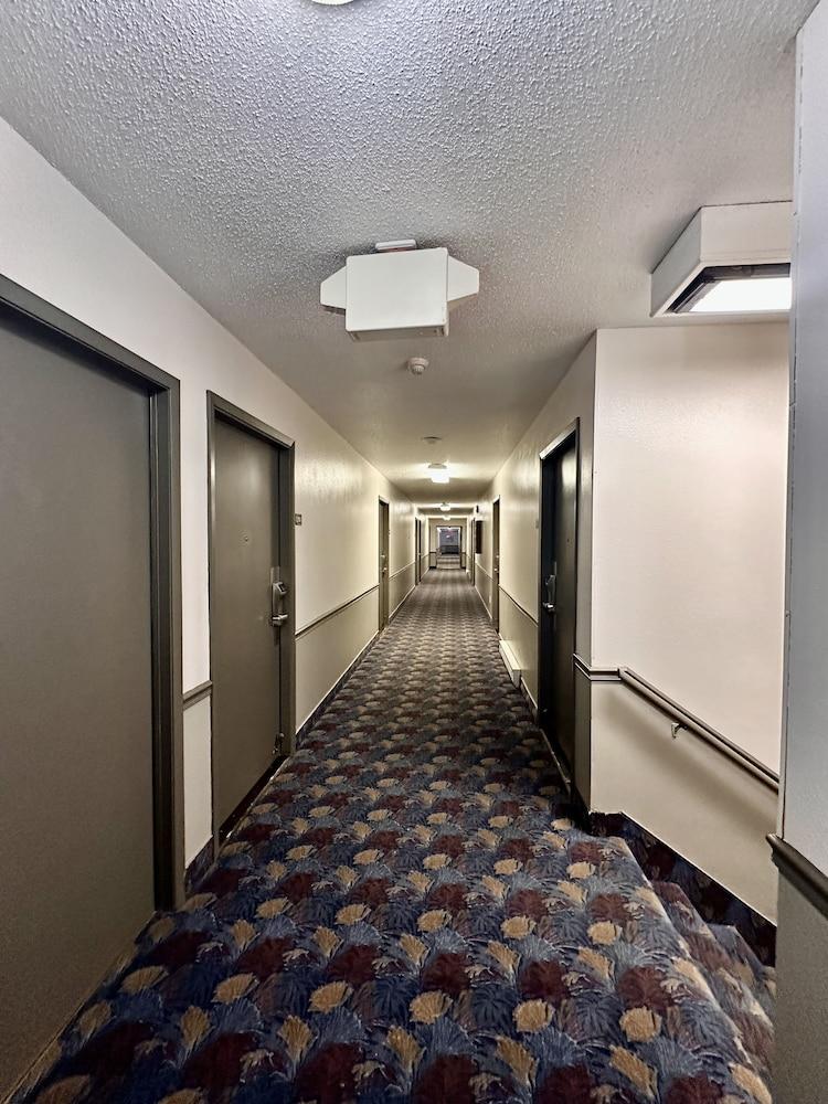 Travel Inn photo 16