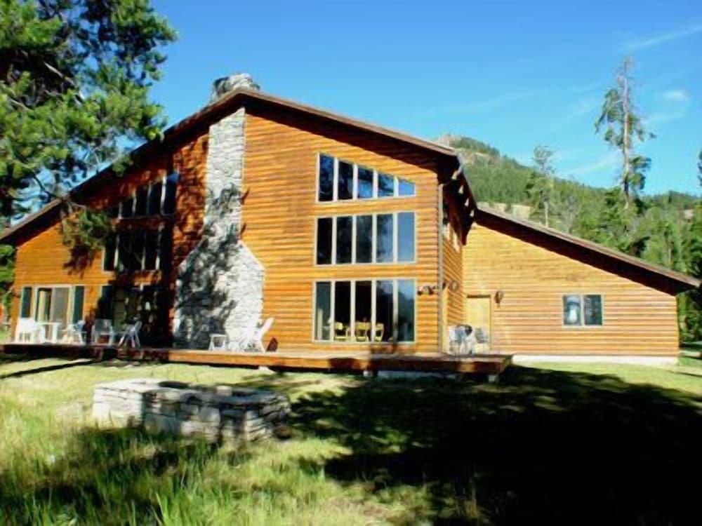 Pahaska Tepee Resort photo 19