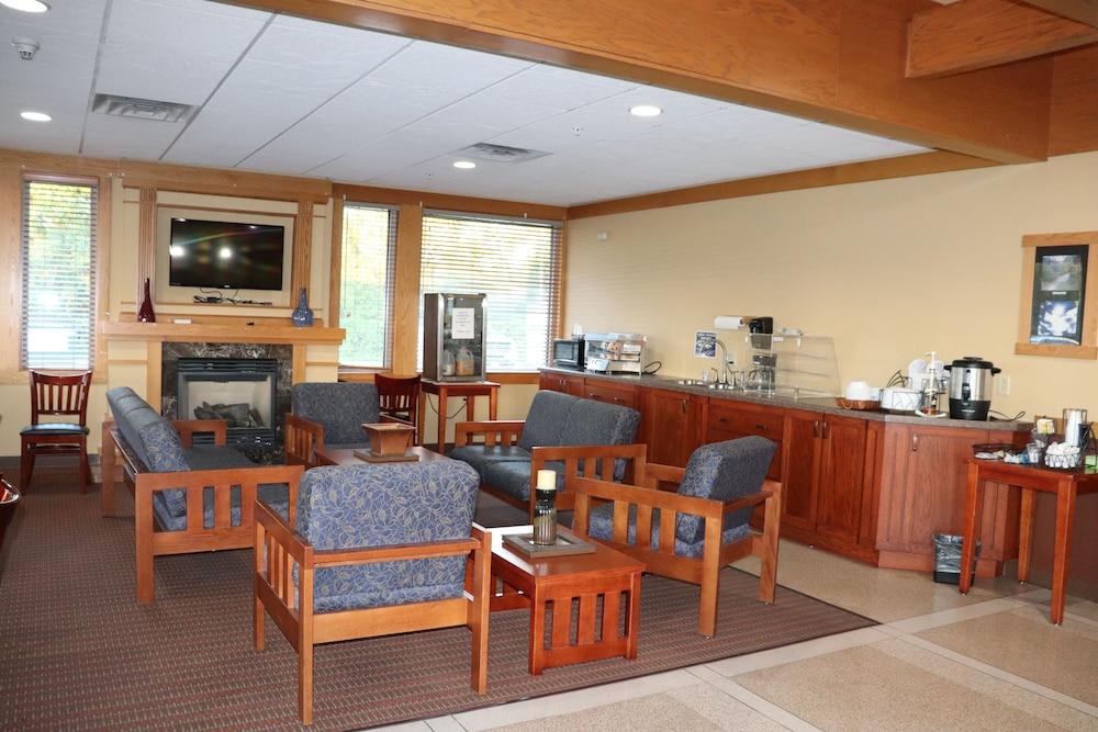 Prairie Inn and Suites Holmen/La Cross photo 19