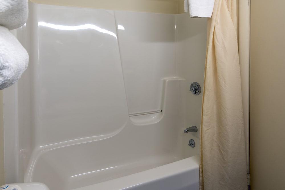 Brookside Inn photo 6
