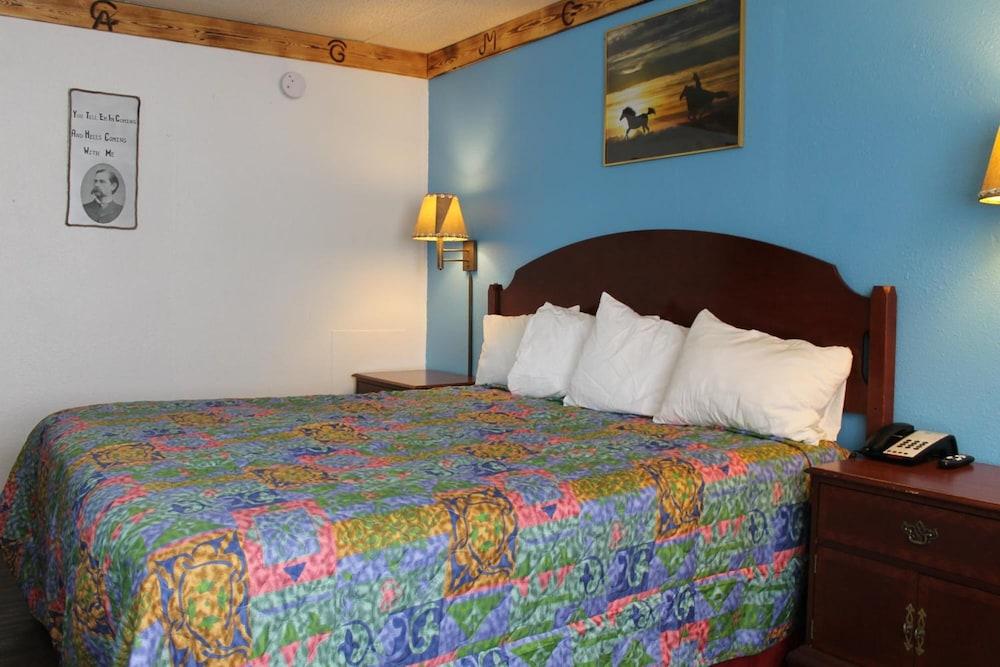 Wyatt Earp Hotel photo 17