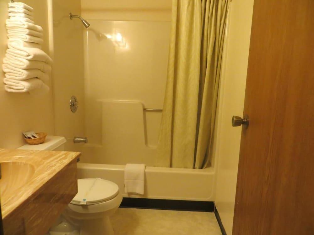 Baxter Inn photo 25