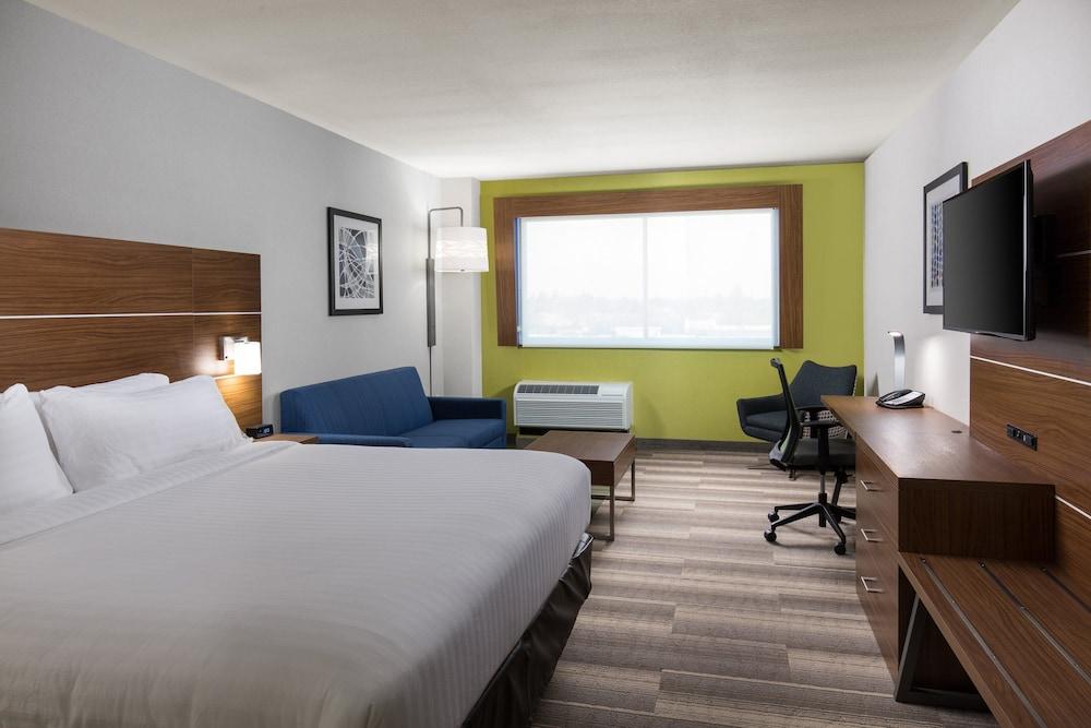 Holiday Inn Express Visalia Sequoia Gateway Area by IHG photo 5
