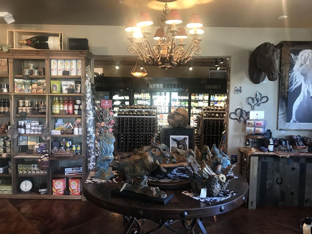 Prickly Pear Inn photo 43