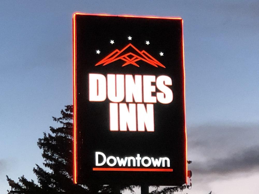 Dunes Inn photo 35