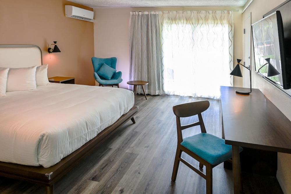 Golden Host Resort - Sarasota photo 43