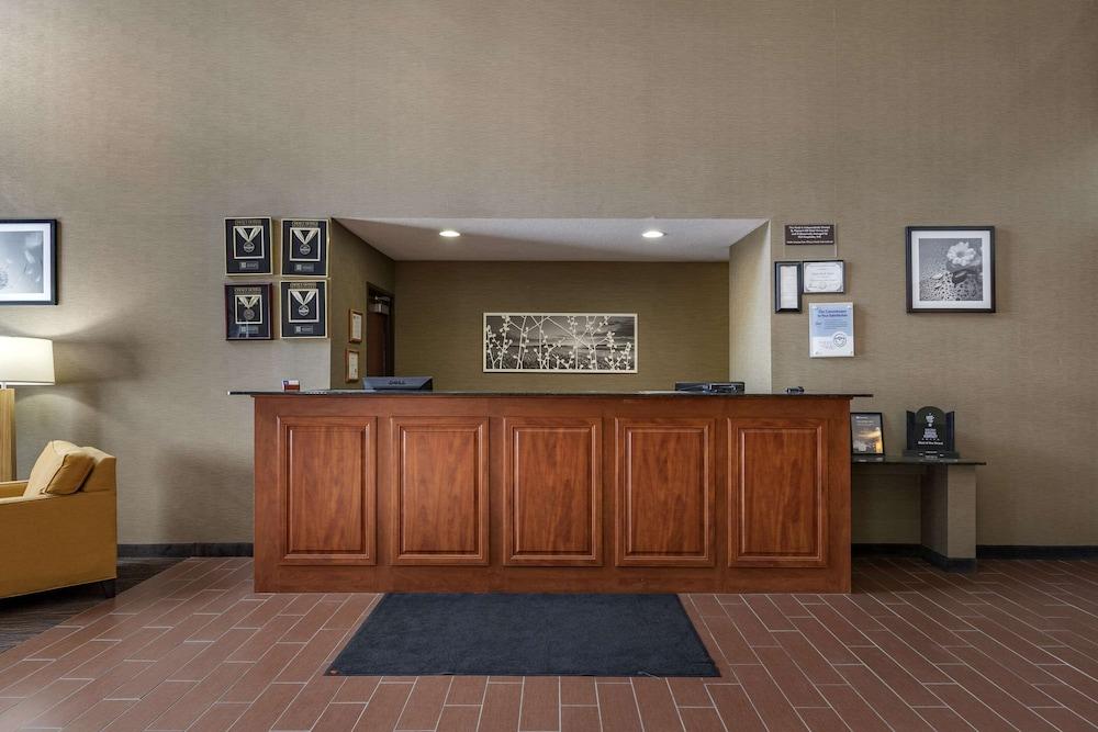 Sleep Inn & Suites Pleasant Hill - Des Moines photo 37