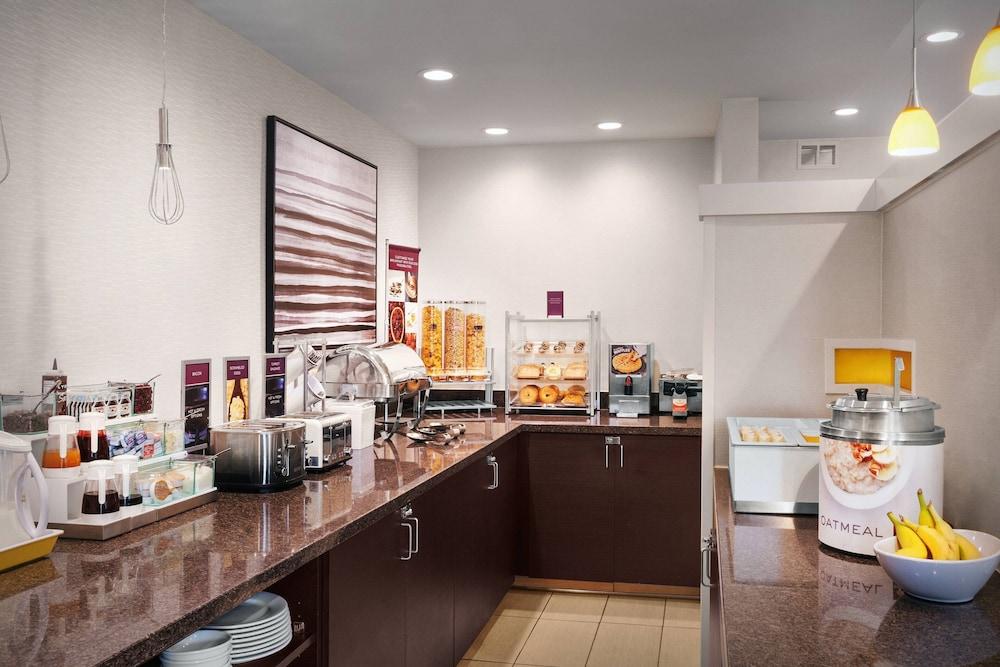 Residence Inn by Marriott Philadelphia Willow Grove photo 15