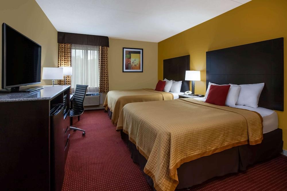 Days Inn by Wyndham Donegal photo 4