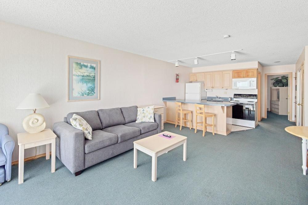 Rockaway Beach Resort photo 7