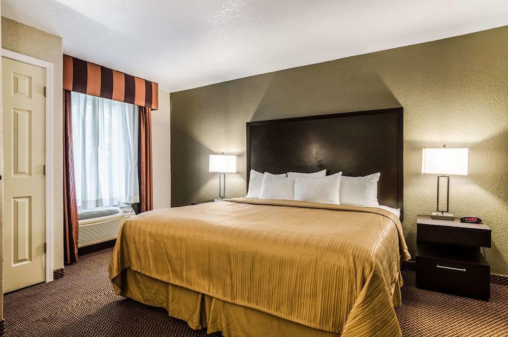 Quality Inn & Suites Winfield photo 20