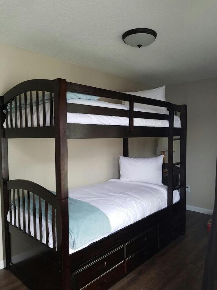 The Waldport Inn photo 10