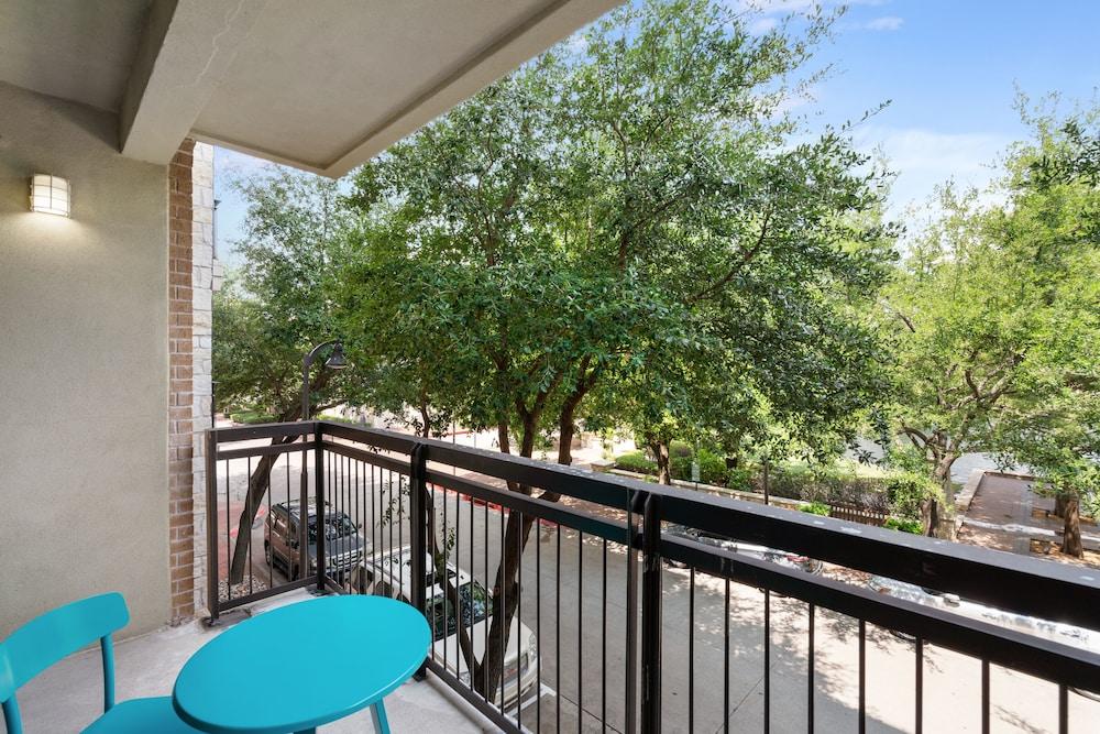 Kasa Legacy Town Center Plano photo 1