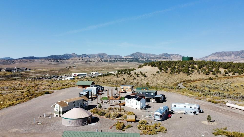 Trail and Hitch Tiny Home Hotel and RV photo 67