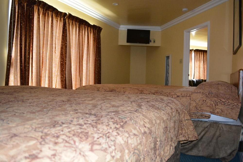 Bayshore Inn Motel photo 8