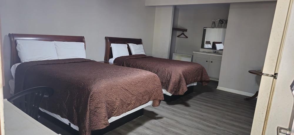 Sunrise Inn photo 7