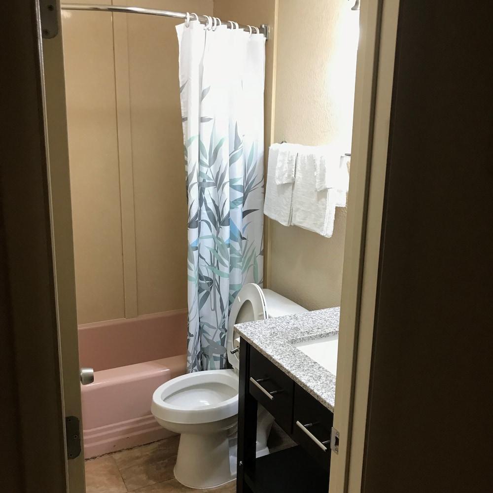 Fairview Inn photo 10