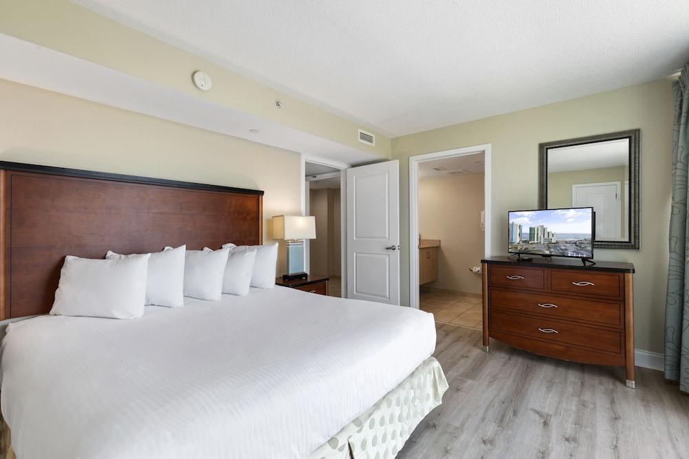Sandy Beach Oceanfront Resort photo 86