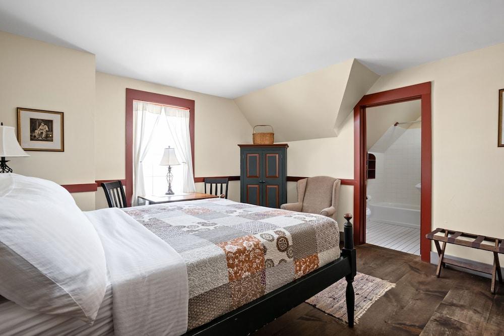 Artists Colony Inn photo 5