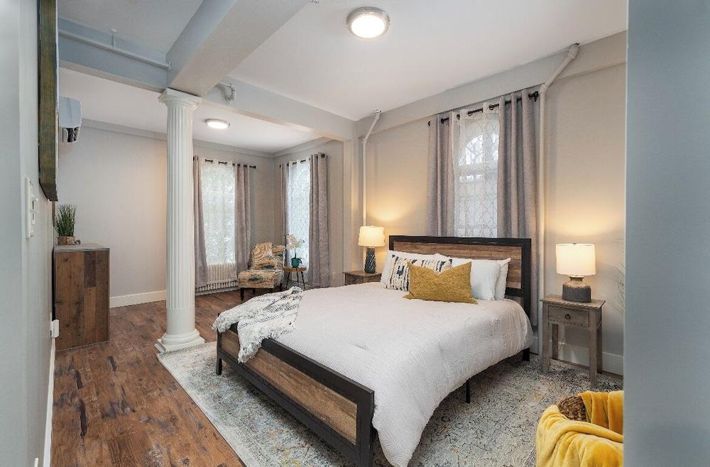 TuckAway Suites at East Branch photo 10