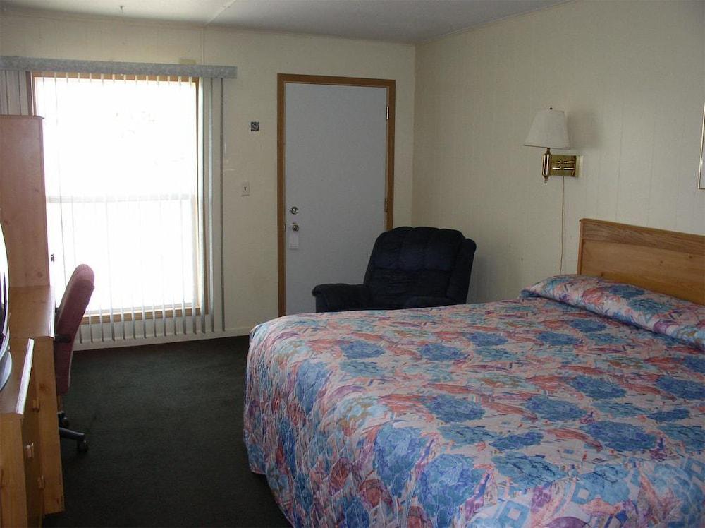 Budget Inn photo 11
