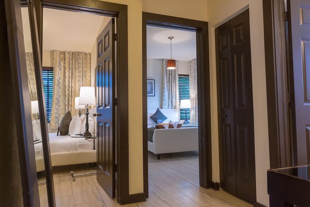 Tradewinds Apartment Hotel photo 13