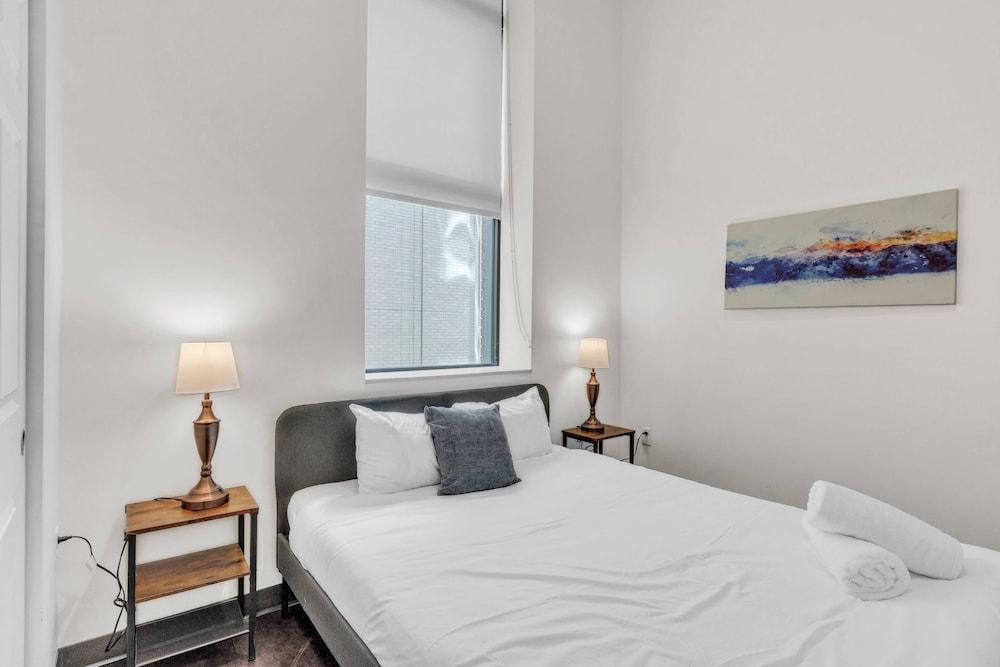 CozySuites - Press House photo 25