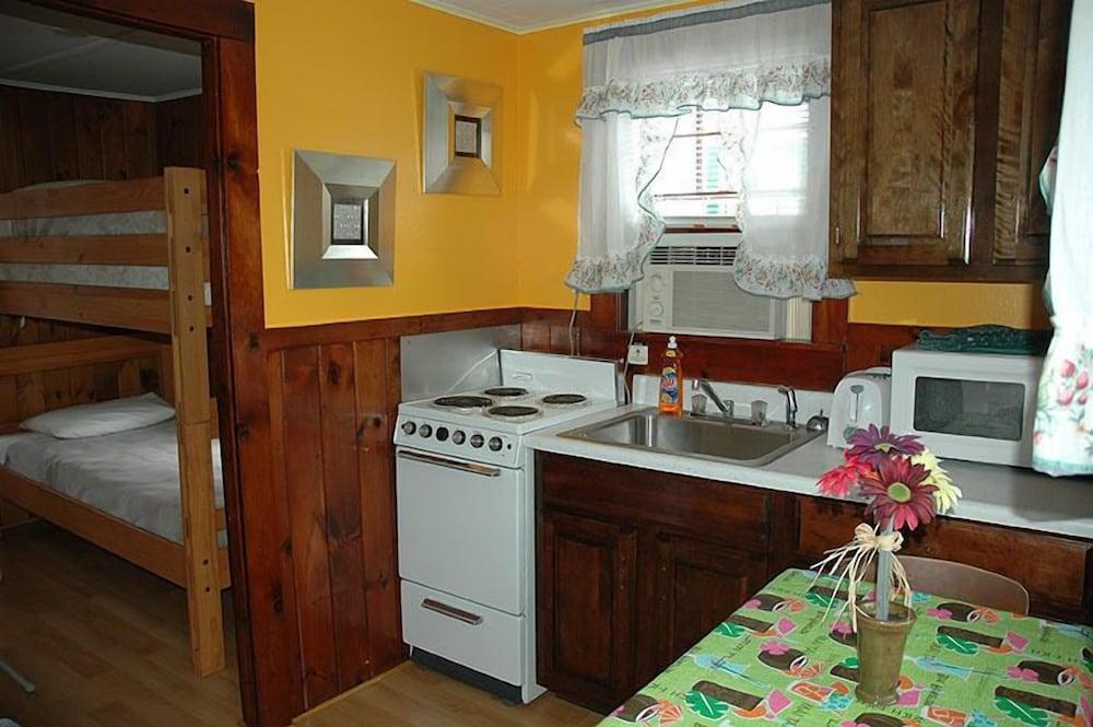 Channel Watefront Cottages photo 67
