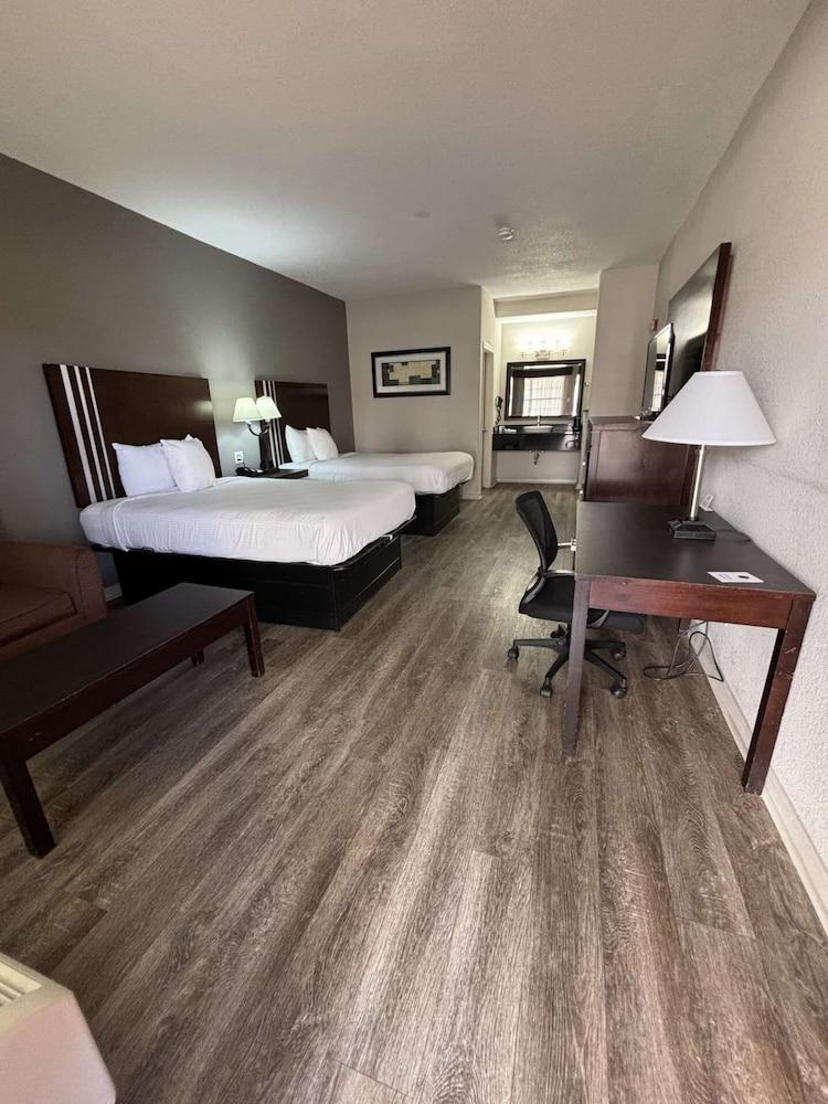 Americas Best Value Inn Monroe photo 12