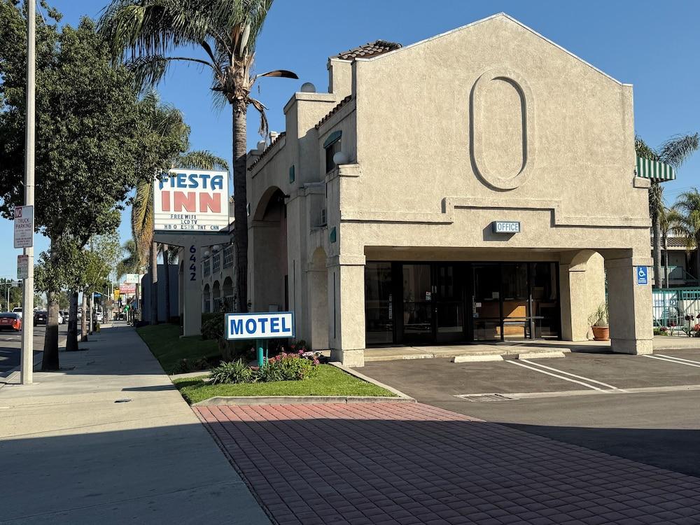 Fiesta Inn- Bell Gardens/ Los Angeles — hotel in Bell Gardens