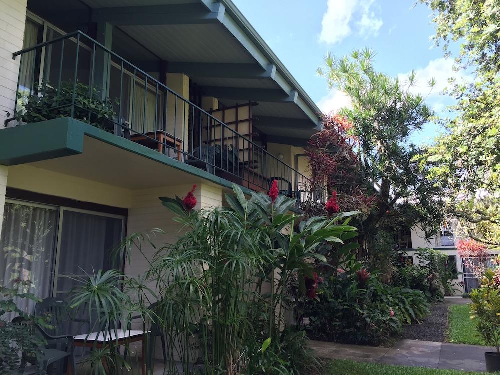 Dolphin Bay Hotel photo 6