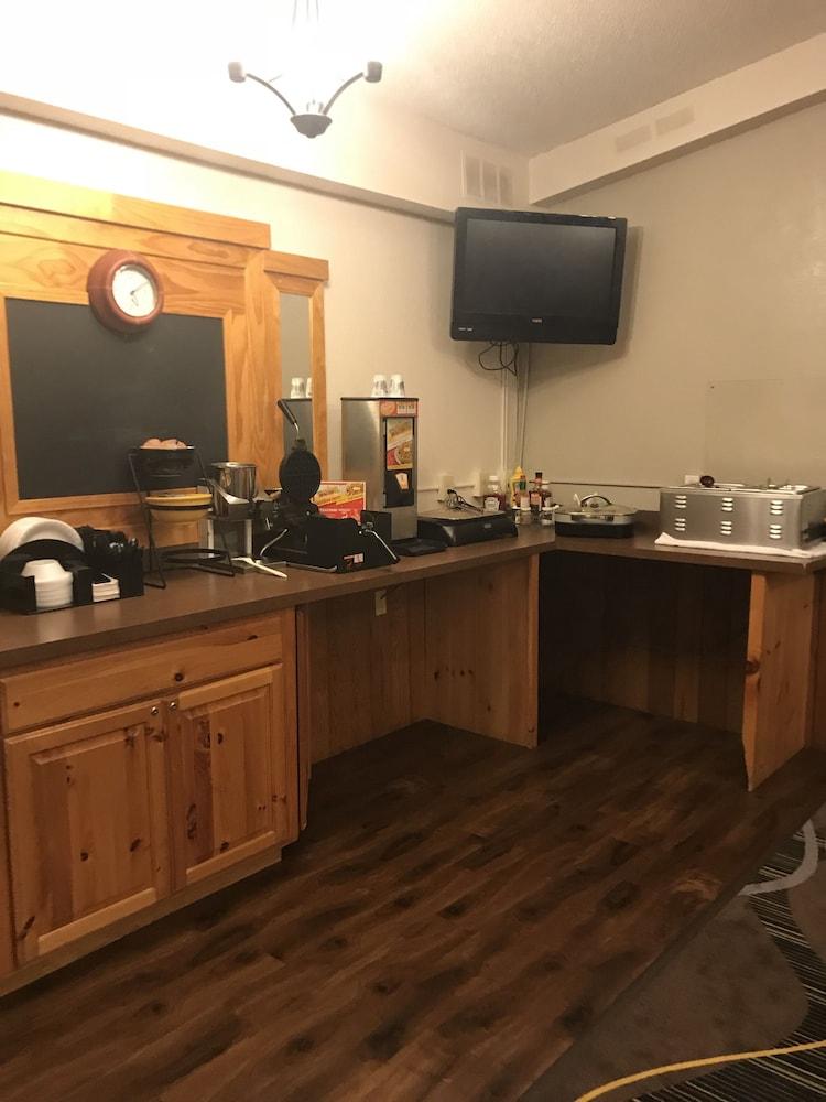 Walker Hotel photo 43