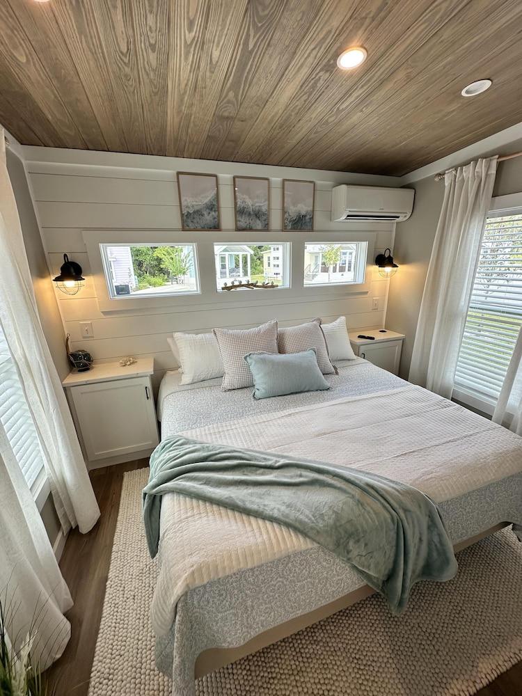 Island Oaks RV Resort photo 37