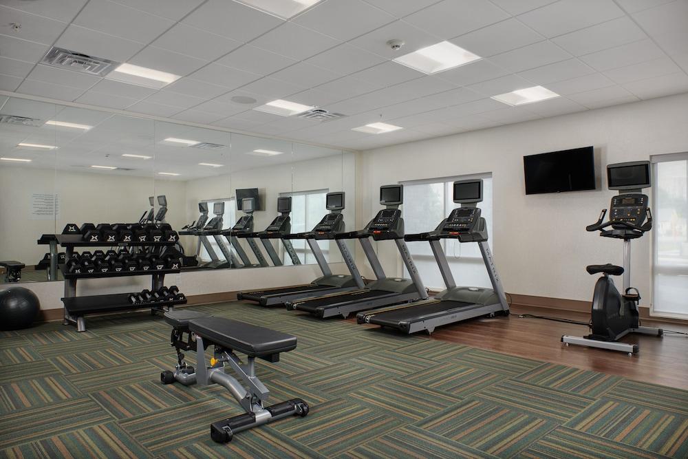 Holiday Inn Express Amherst - Lockport by IHG photo 22