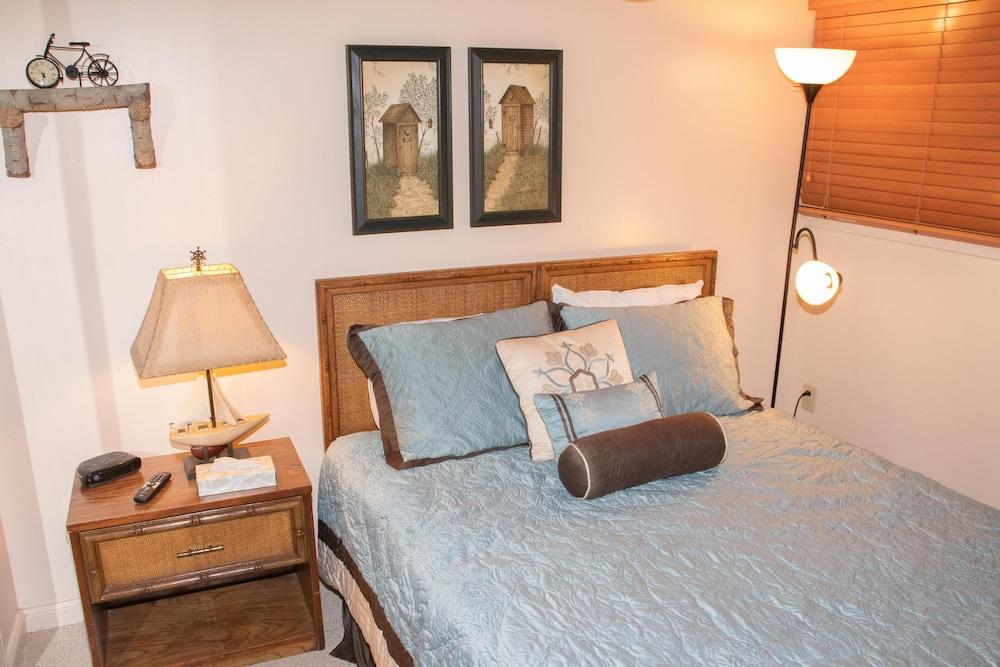 Mountaintop Condos photo 29