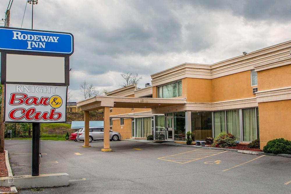 Rodeway Inn Bedford photo 46