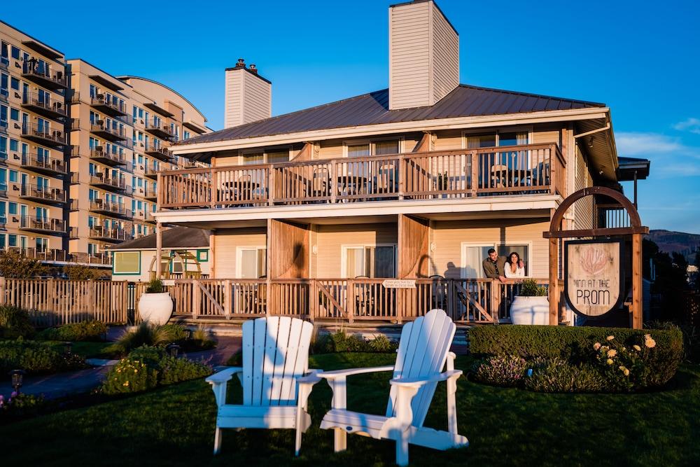Inn at the Prom Oceanfront Seaside photo 1