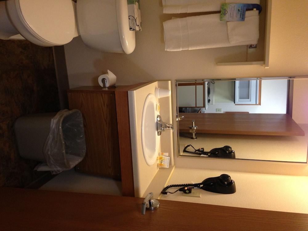 Birch Hill Suite Rochester – Med City photo 26