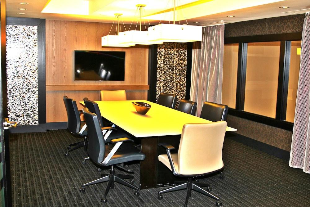 Weichert Suites at Thomas Circle photo 5
