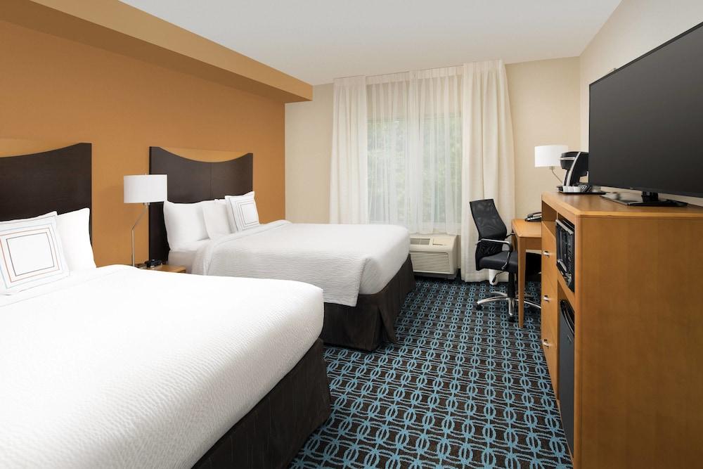 Fairfield Inn by Marriott Washington D.C. photo 4
