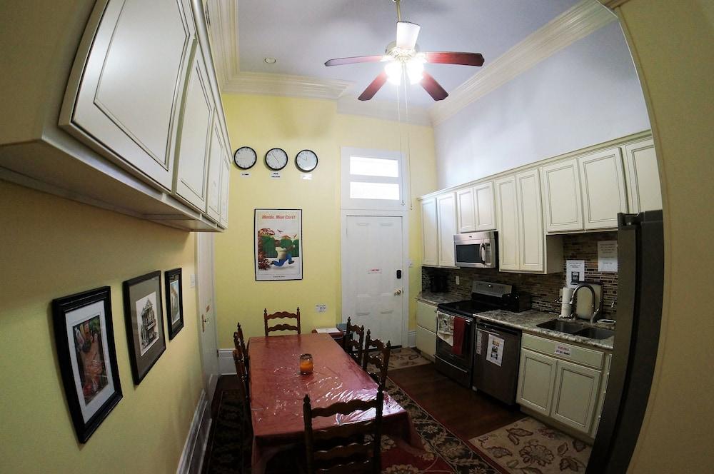 Auberge Nouvelle Orleans Hostel photo 27