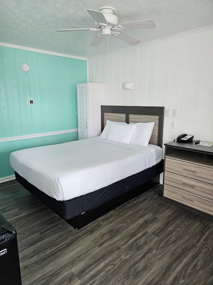 Ocean Crest Motel photo 9